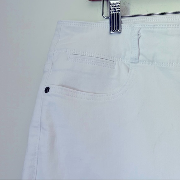 NYDJ HR Major Wide Leg Capri Jean White Lift Tuck Summer Coastal Classic NEW - Picture 3 of 13